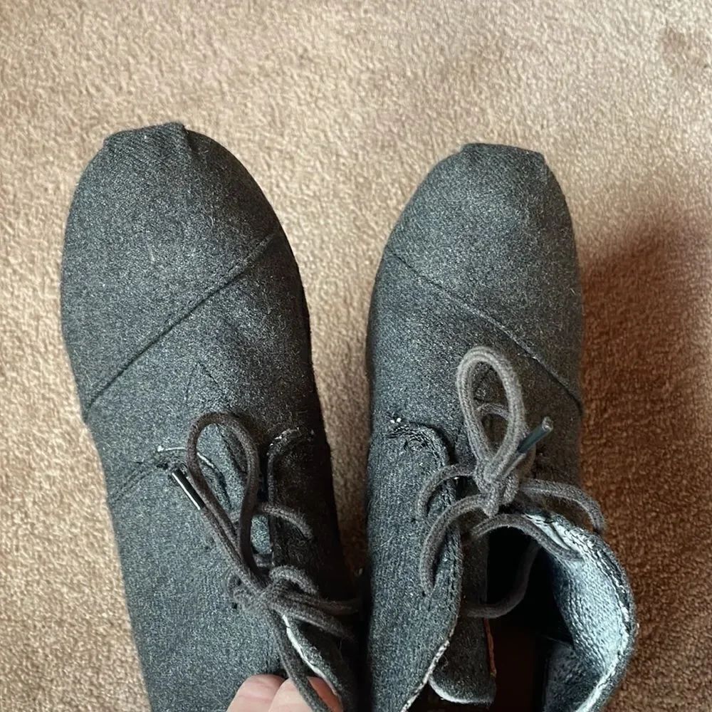 Grey Tom Tie up Wedges - Picture 8 of 9